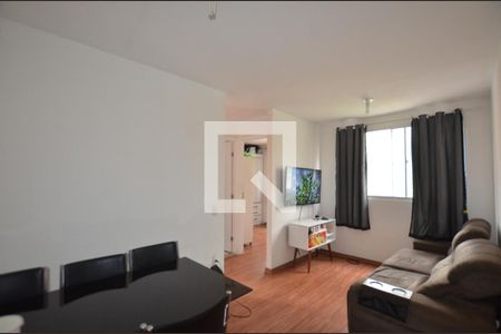 Sala de apartamento para alugar com 2 quartos, 44m² em Engenheiro Leal, Rio de Janeiro