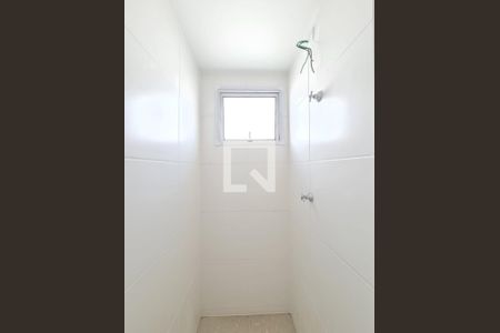 Banheiro da Suíte de apartamento à venda com 2 quartos, 43m² em Vila das Bandeiras, Guarulhos