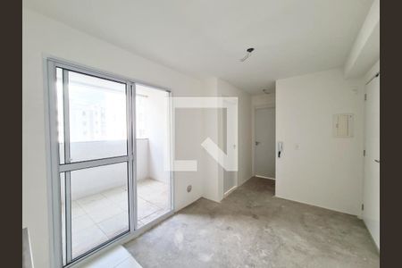 Sala e Cozinha integrada de apartamento à venda com 2 quartos, 43m² em Vila das Bandeiras, Guarulhos