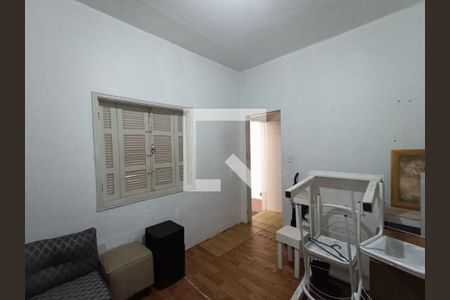 Casa à venda com 3 quartos, 166m² em Piraporinha, Diadema