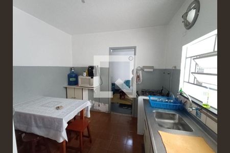 Casa à venda com 3 quartos, 166m² em Piraporinha, Diadema