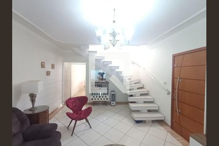 Casa à venda com 3 quartos, 147m² em Vila Alzira, Santo André