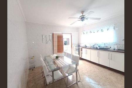 Casa à venda com 3 quartos, 147m² em Vila Alzira, Santo André