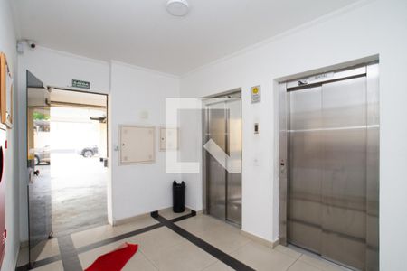 Apartamento à venda com 69m², 2 quartos e 1 vaga Apartamento à venda com 69m², 2 quartos e 1 vagaHall de entrada