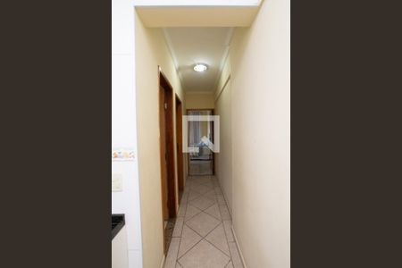 Corredor de apartamento para alugar com 2 quartos, 69m² em Vila Galvão, Guarulhos