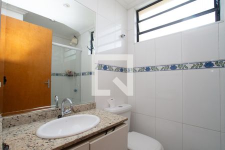 Banheiro da Suíte 1 de apartamento para alugar com 2 quartos, 69m² em Vila Galvão, Guarulhos