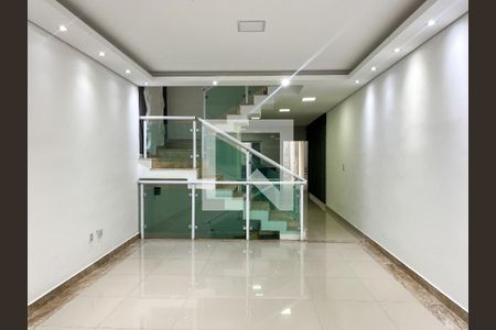 Sala de casa à venda com 3 quartos, 190m² em Vila Pirituba, São Paulo