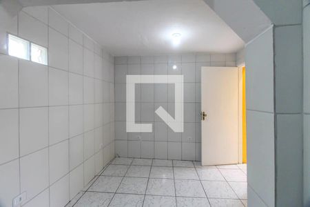 Sala/Cozinha de casa para alugar com 1 quarto, 70m² em Jardim Sao Roberto, São Paulo