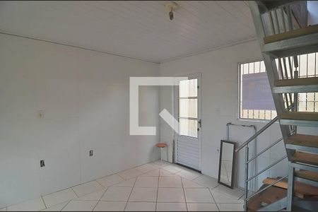 Sala e cozinha de casa de condomínio para alugar com 1 quarto, 44m² em Igara, Canoas