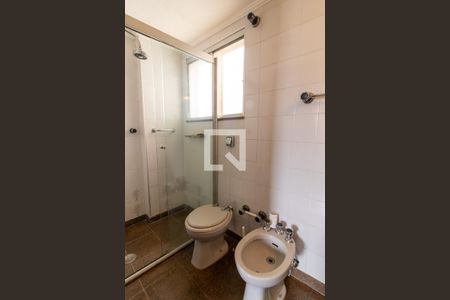 Banheiro Quarto 1 de apartamento à venda com 3 quartos, 135m² em Vila Angelino Rossi, Campinas