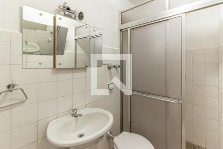 Banheiro de apartamento para alugar com 1 quarto, 42m² em Vila Buarque, São Paulo