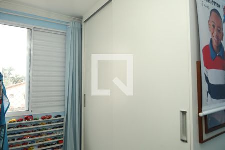 Quarto 2 de apartamento para alugar com 3 quartos, 51m² em Itaquera, São Paulo