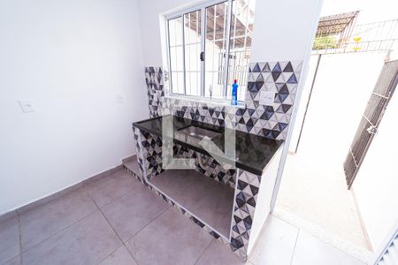 Sala/Cozinha de casa para alugar com 1 quarto, 30m² em Jardim Lisboa, São Paulo