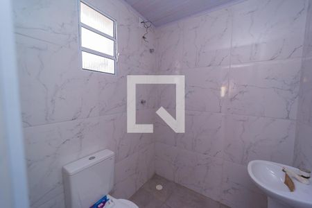 Banheiro de casa para alugar com 1 quarto, 30m² em Jardim Lisboa, São Paulo