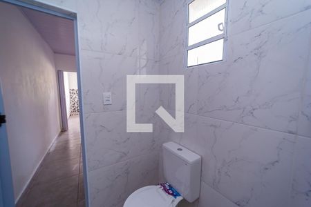 Banheiro de casa para alugar com 1 quarto, 30m² em Jardim Lisboa, São Paulo