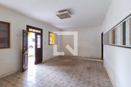 Sala de casa para alugar com 5 quartos, 1500m² em Vila Sul Americana, Barueri