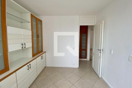 Quarto 1 de apartamento à venda com 4 quartos, 223m² em Botafogo, Rio de Janeiro