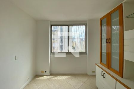 Quarto 1 de apartamento à venda com 4 quartos, 223m² em Botafogo, Rio de Janeiro