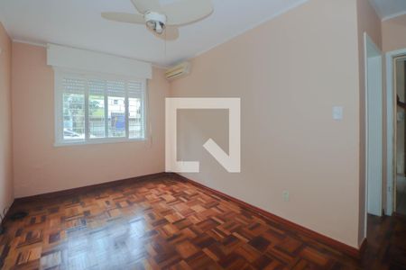 Sala de apartamento para alugar com 1 quarto, 55m² em Vila Ipiranga, Porto Alegre