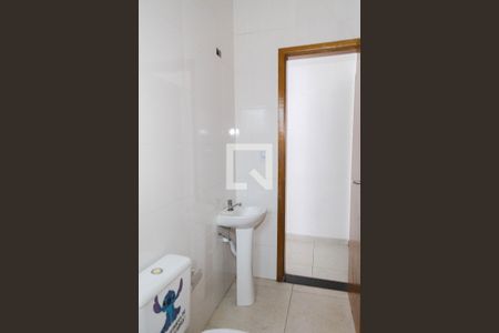 Banheiro de casa para alugar com 1 quarto, 32m² em Parque Continental Ii, Guarulhos