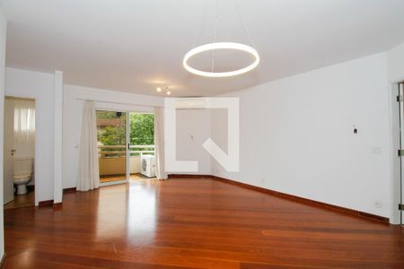 Sala de Estar e Jantar de apartamento à venda com 4 quartos, 132m² em Vila Madalena, São Paulo