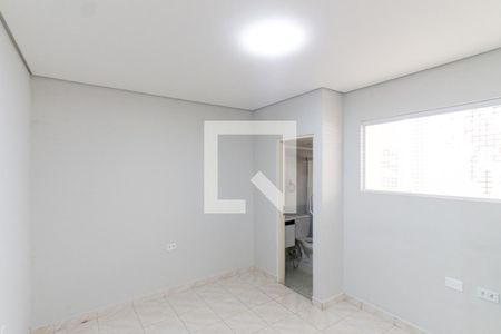 Suíte   de casa para alugar com 2 quartos, 49m² em Vila Gustavo, São Paulo