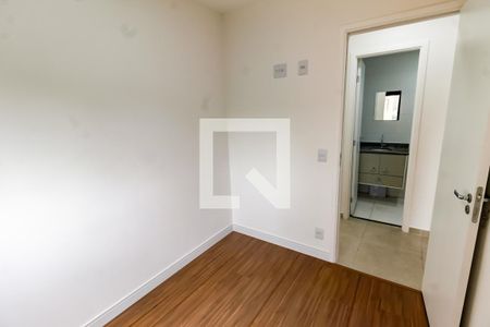 Quarto 1 de apartamento para alugar com 2 quartos, 41m² em Jardim Parque Morumbi, São Paulo