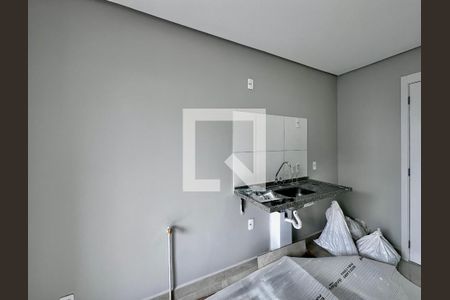 Cozinha  de apartamento para alugar com 2 quartos, 32m² em Jardim Caravelas, São Paulo