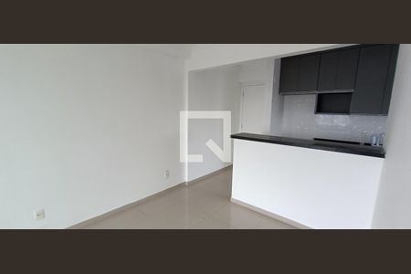 Sala/Cozinha de apartamento para alugar com 2 quartos, 50m² em Jardim Umarizal, São Paulo