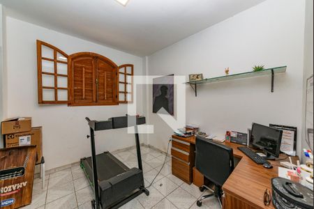 Escritório de casa à venda com 4 quartos, 360m² em Nova Suíça, Belo Horizonte