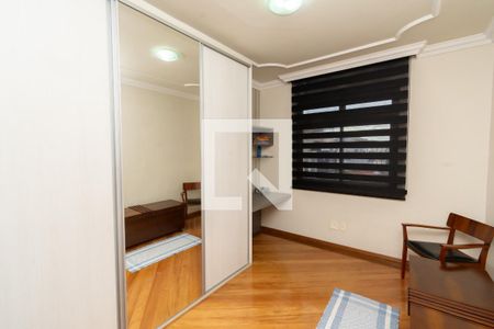 Quarto 1 de apartamento à venda com 3 quartos, 110m² em Santa Cruz Industrial, Contagem