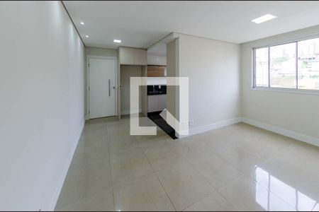 Sala de apartamento para alugar com 1 quarto, 52m² em Buritis, Belo Horizonte