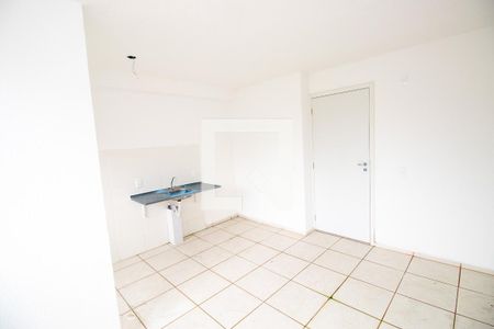 Sala de apartamento para alugar com 2 quartos, 47m² em Vargem Grande, Rio de Janeiro