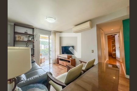 Sala de apartamento à venda com 3 quartos, 155m² em Laranjeiras, Rio de Janeiro