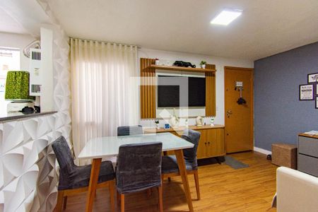 Apartamento à venda com 53m², 2 quartos e 1 vagaSala