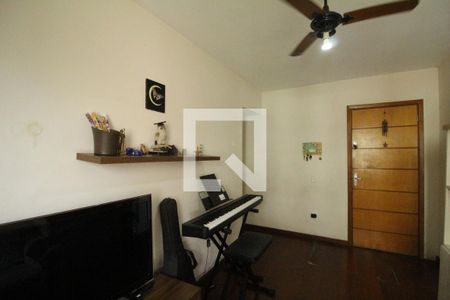 Sala de apartamento à venda com 2 quartos, 45m² em Pechincha, Rio de Janeiro