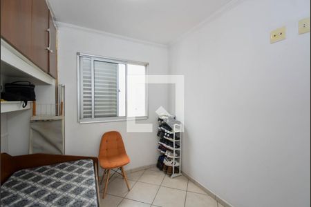 Quarto de apartamento à venda com 3 quartos, 57m² em Jardim Santa Clara, Guarulhos