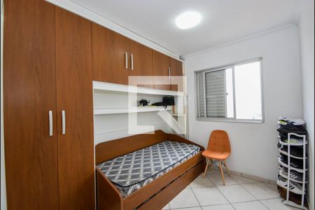 Quarto de apartamento à venda com 3 quartos, 57m² em Jardim Santa Clara, Guarulhos