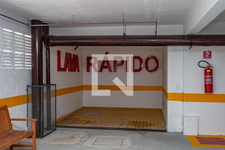 Apartamento à venda com 45m², 2 quartos e 1 vaga Apartamento à venda com 45m², 2 quartos e 1 vagaLava rápido