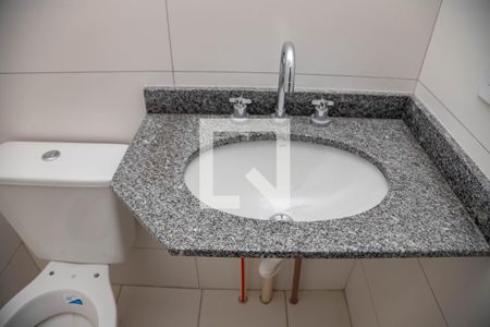 Apartamento à venda com 45m², 2 quartos e 1 vaga Apartamento à venda com 45m², 2 quartos e 1 vagaBanheiro