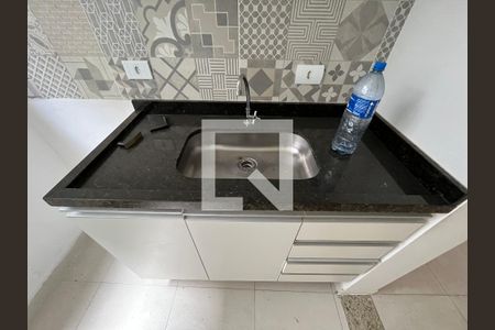 Cozinha de casa de condomínio para alugar com 2 quartos, 68m² em Vila Urupes, Suzano