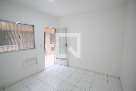 Sala/Quarto de casa para alugar com 1 quarto, 16m² em Curicica, Rio de Janeiro