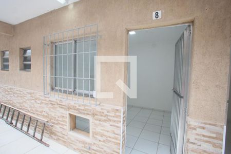 Entrada de casa para alugar com 1 quarto, 16m² em Curicica, Rio de Janeiro