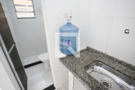 Cozinha de casa para alugar com 1 quarto, 16m² em Curicica, Rio de Janeiro