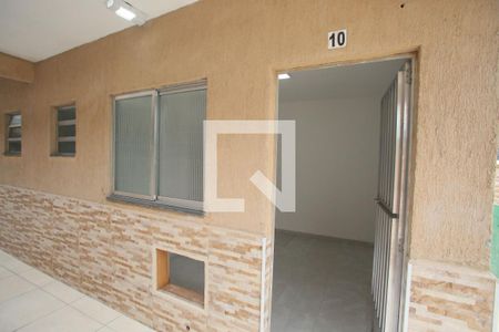 Sala/Quarto de casa para alugar com 1 quarto, 16m² em Curicica, Rio de Janeiro