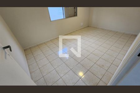 Quarto 1 de apartamento para alugar com 2 quartos, 60m² em Boqueirão, Santos