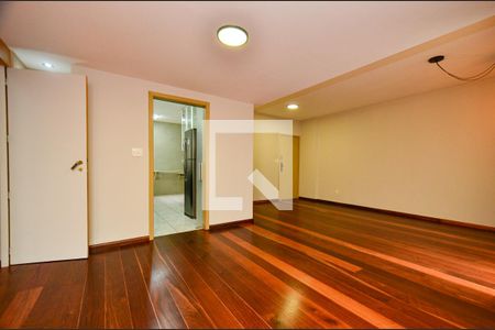 Sala de apartamento para alugar com 3 quartos, 110m² em Funcionários, Belo Horizonte