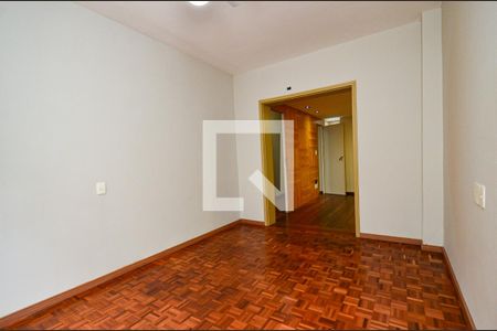 Sala de TV de apartamento para alugar com 3 quartos, 110m² em Funcionários, Belo Horizonte