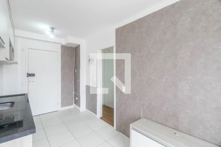 Sala/Cozinha de apartamento à venda com 1 quarto, 31m² em Vila Tolstoi, São Paulo