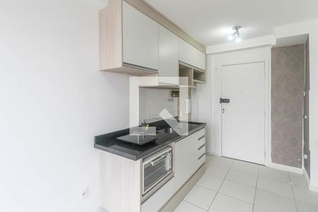 Sala/Cozinha de apartamento à venda com 1 quarto, 31m² em Vila Tolstoi, São Paulo